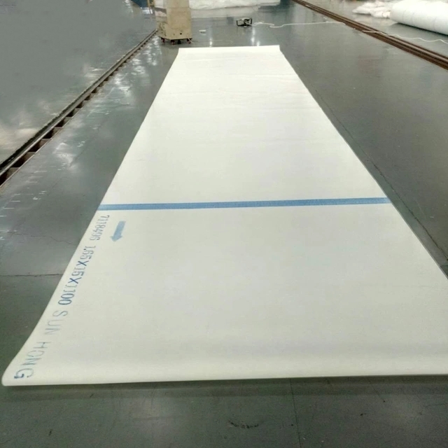 Papierherstellungsmaschine Filz aufheben